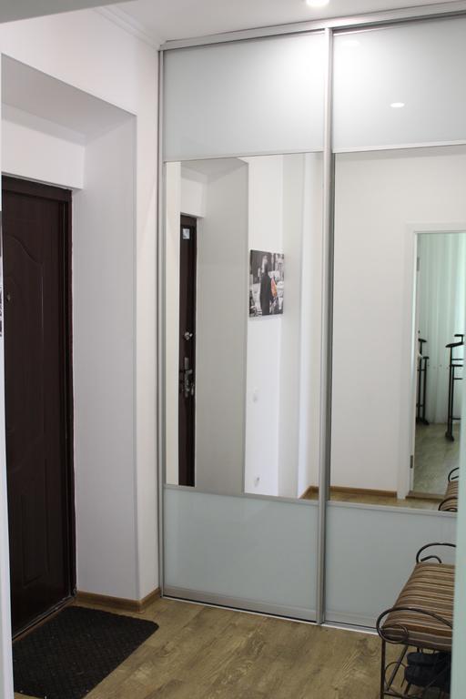 Apartment For Guests With Soul Vinnytsia Exteriör bild